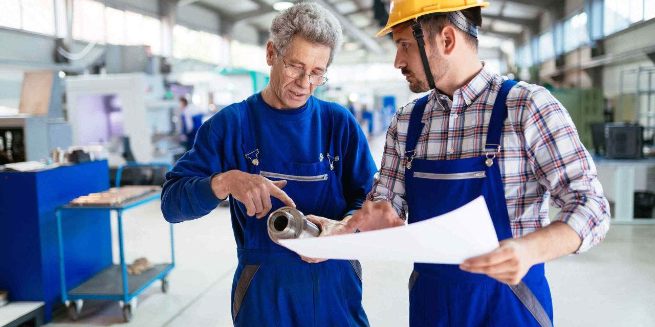 https://igqatar.com/wp-content/uploads/2020/11/img-employees-talking-1280x640.jpg